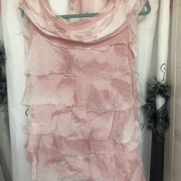 Women’s light pink asymmetrical top. Layers of ribboned pieces. Size small. - Picture 2 of 3